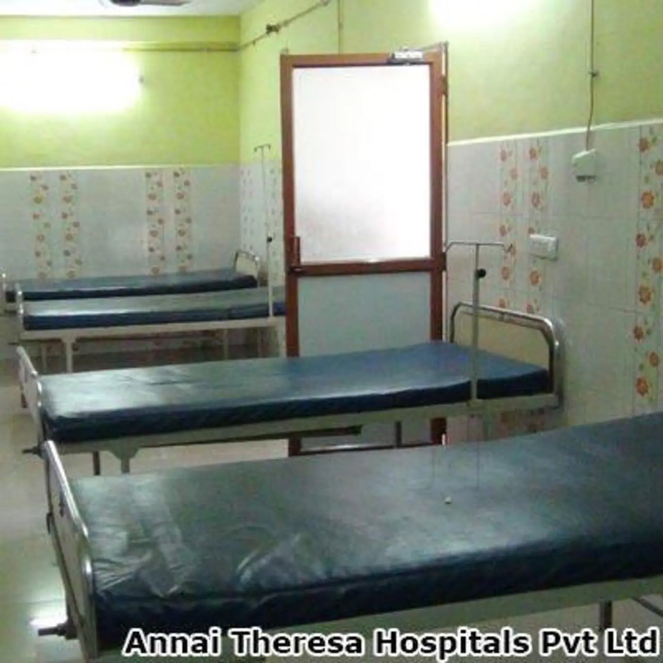 Patient Ward Beds
